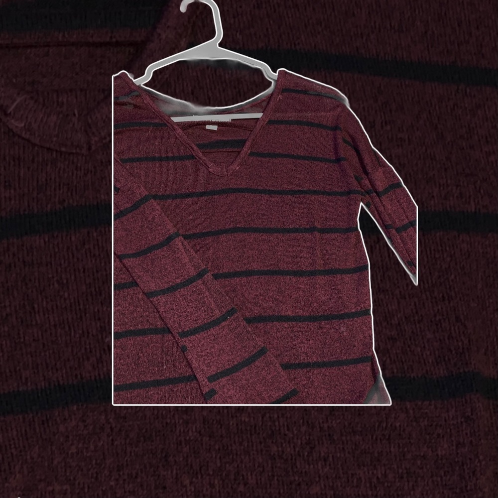 SMALL SWEATER